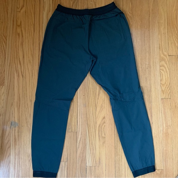 Hill City Lightweight Run Jogger - Picture 3 of 5